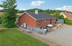 2 Bedroom Cozy Home In Knebel, Knebel